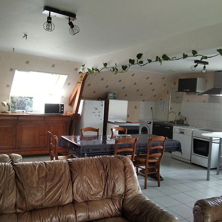 Gîte les blés dorés à 7 km de DERVAL. Conquereuil Exterior foto